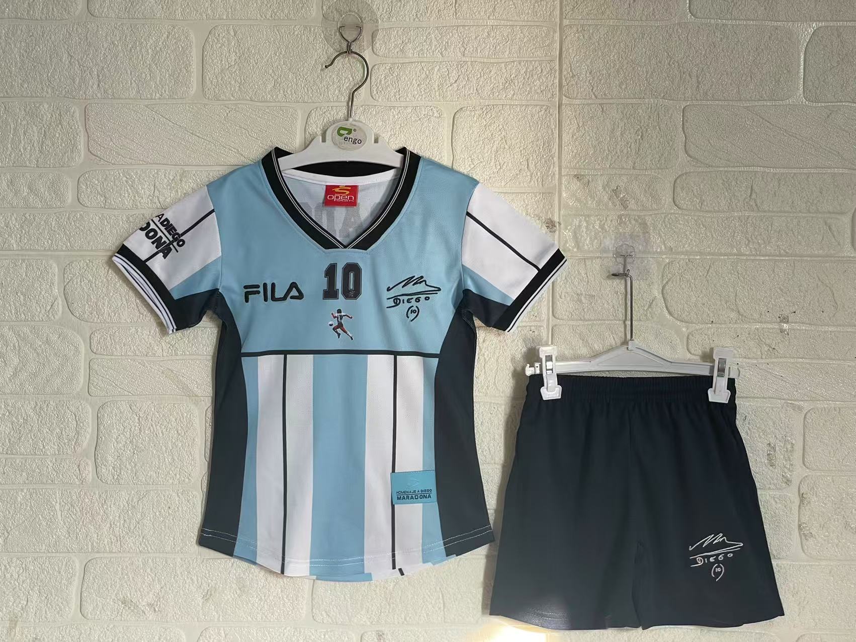 Ensemble Argentine 1986 rétro (enfant)