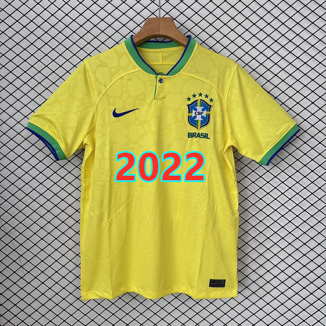 Maillot domicile Brésil 2022 rétro