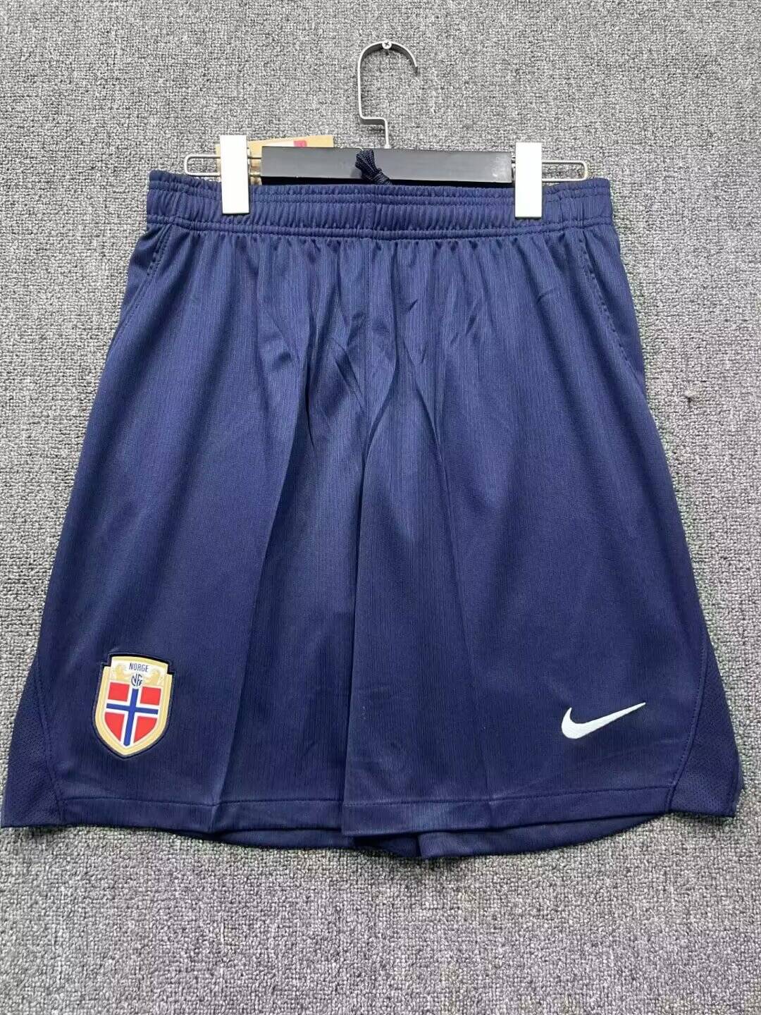 Short domicile Norvège 2026 (version supporter)