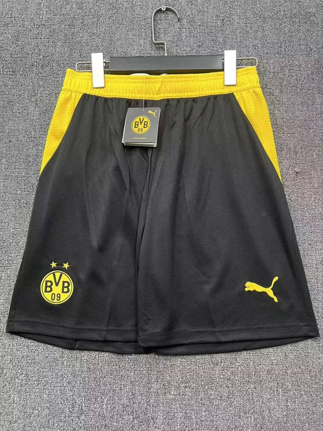 Short domicile Dortmund 26-27 (version supporter)